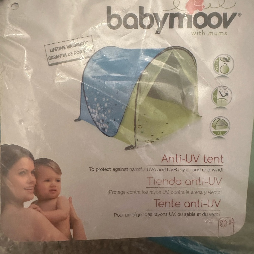 Babymoov: Blue and Green Kids Play Tent - Picture 3 of 4